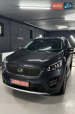 Внедорожник / Кроссовер Kia Sorento 2016 в Киеве