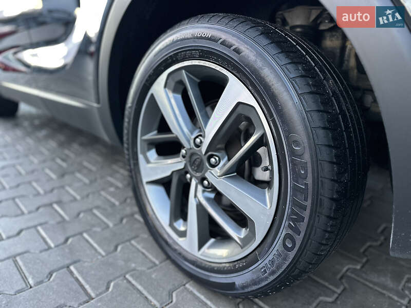 Внедорожник / Кроссовер Kia Sorento 2015 в Владимире фото 32 Внедорожник / Кроссовер Kia Sorento 2015 в Владимире