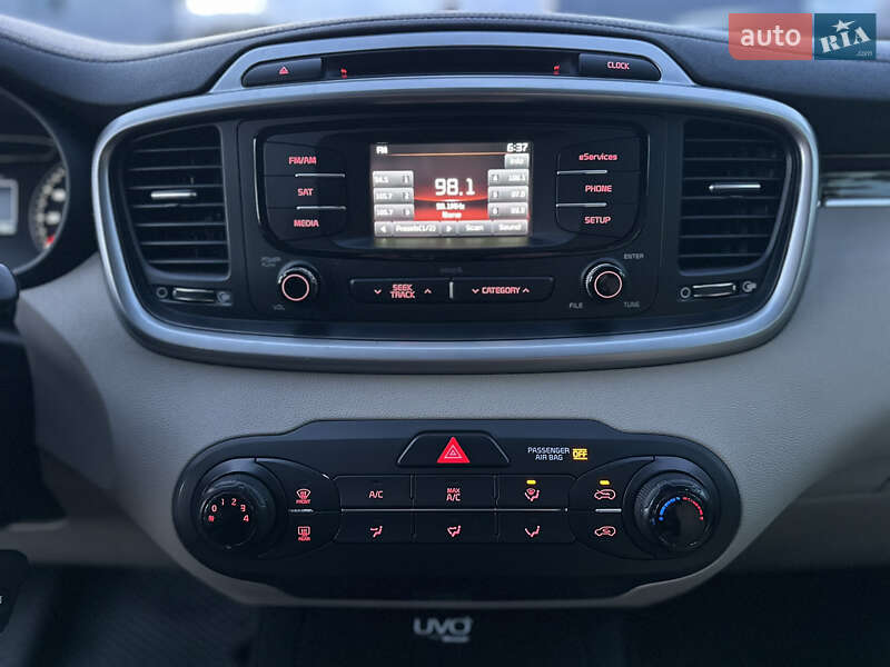 Внедорожник / Кроссовер Kia Sorento 2015 в Владимире фото 68 Внедорожник / Кроссовер Kia Sorento 2015 в Владимире