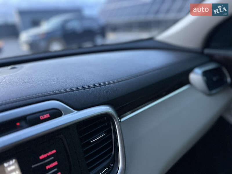 Внедорожник / Кроссовер Kia Sorento 2015 в Владимире фото 70 Внедорожник / Кроссовер Kia Sorento 2015 в Владимире