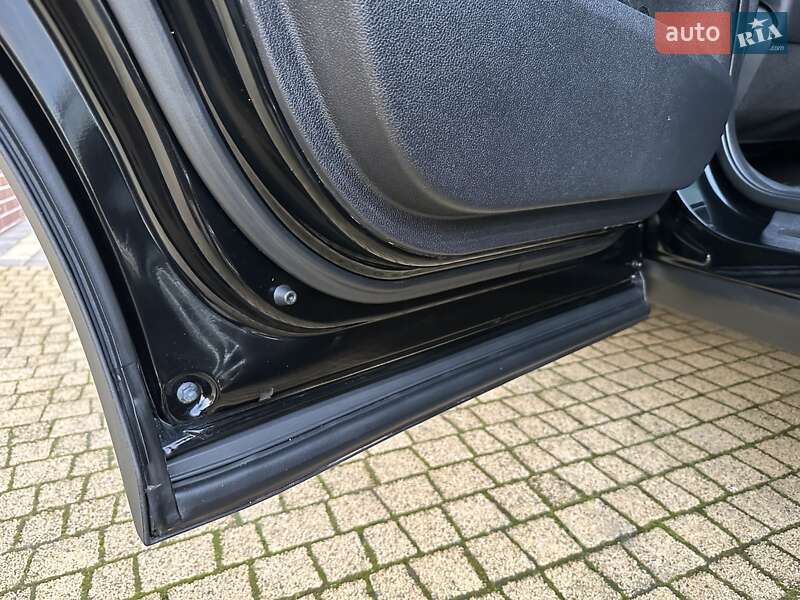 Внедорожник / Кроссовер Kia Sorento 2015 в Хмельницком