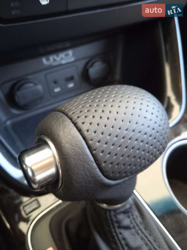 Позашляховик / Кросовер Kia Sorento 2013 в Львові фото 18 Позашляховик / Кросовер Kia Sorento 2013 в Львові