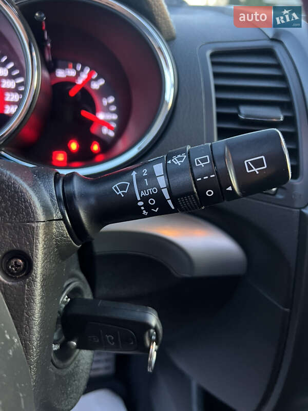 Позашляховик / Кросовер Kia Sorento 2012 в Луцьку