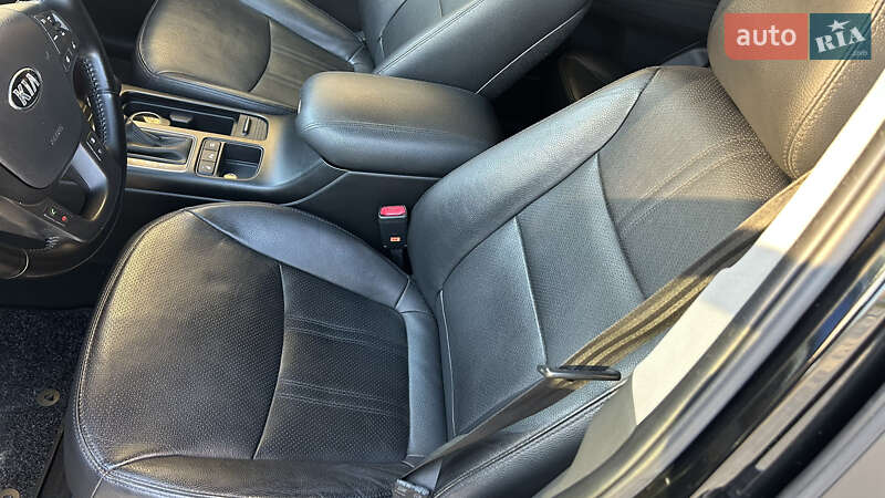 Внедорожник / Кроссовер Kia Sorento 2013 в Калуше