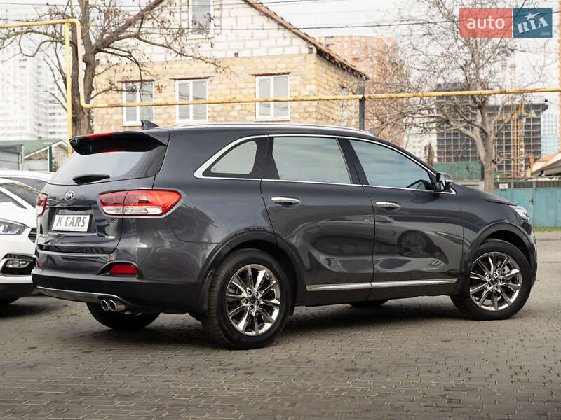 Внедорожник / Кроссовер Kia Sorento 2015 в Одессе