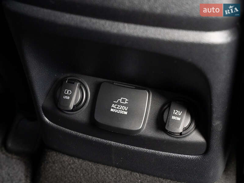 Внедорожник / Кроссовер Kia Sorento 2015 в Одессе