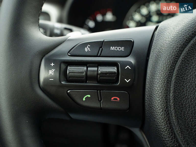 Внедорожник / Кроссовер Kia Sorento 2015 в Одессе