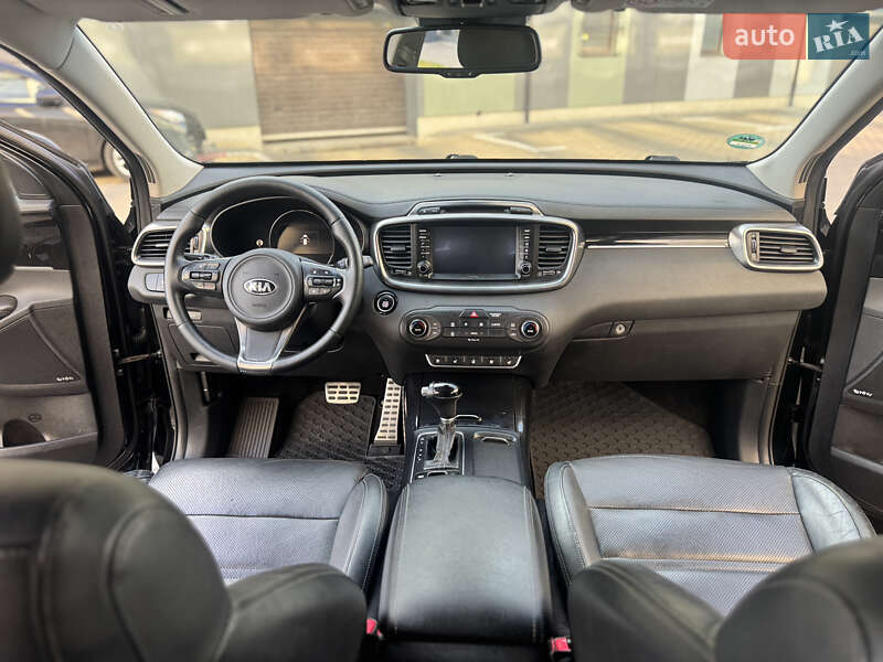 Внедорожник / Кроссовер Kia Sorento 2015 в Ивано-Франковске фото 45 Внедорожник / Кроссовер Kia Sorento 2015 в Ивано-Франковске