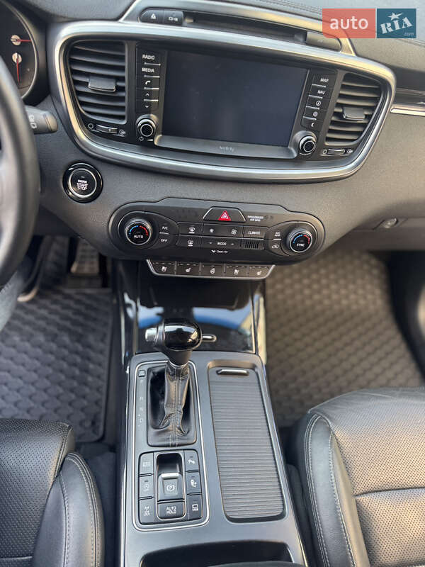 Внедорожник / Кроссовер Kia Sorento 2015 в Ивано-Франковске фото 50 Внедорожник / Кроссовер Kia Sorento 2015 в Ивано-Франковске