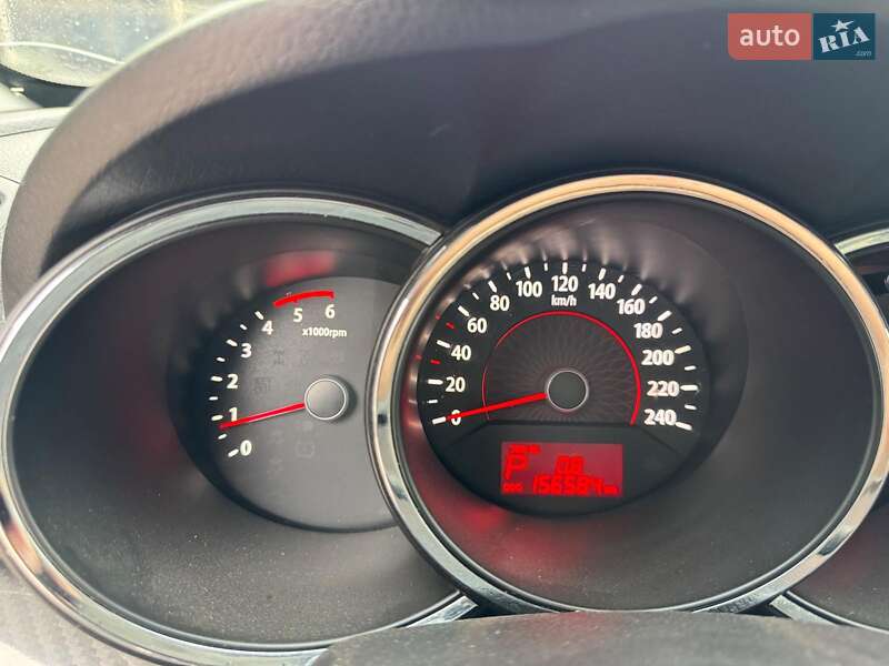 Позашляховик / Кросовер Kia Sorento 2010 в Запоріжжі