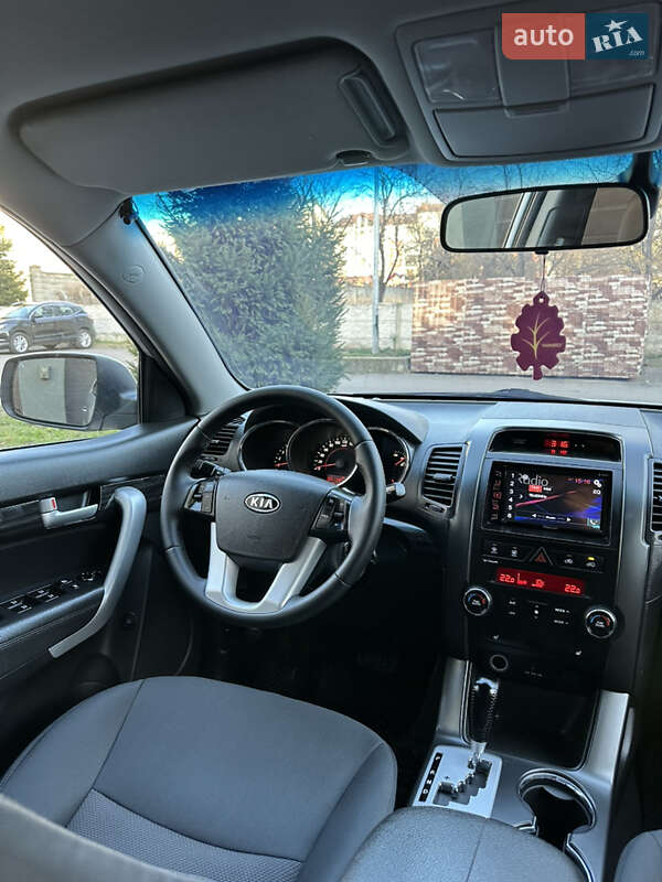 Позашляховик / Кросовер Kia Sorento 2011 в Рівному фото 13 Позашляховик / Кросовер Kia Sorento 2011 в Рівному