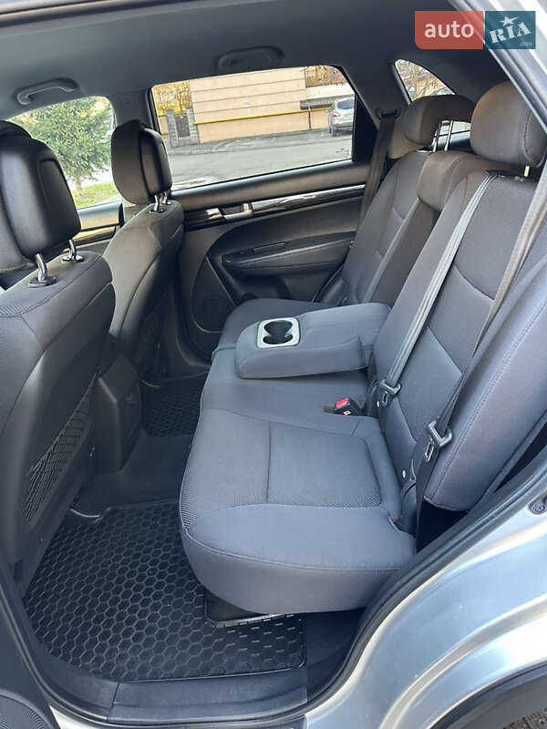 Позашляховик / Кросовер Kia Sorento 2011 в Рівному фото 33 Позашляховик / Кросовер Kia Sorento 2011 в Рівному