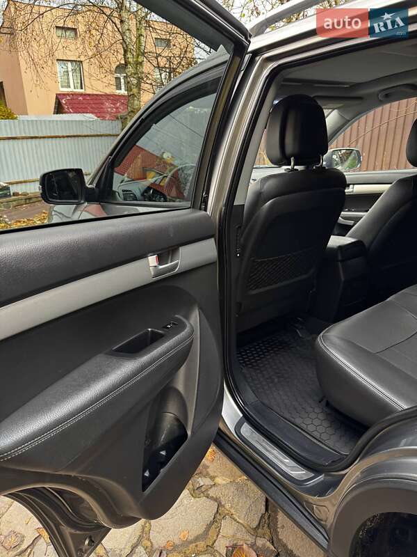 Позашляховик / Кросовер Kia Sorento 2011 в Чернівцях фото 8 Позашляховик / Кросовер Kia Sorento 2011 в Чернівцях