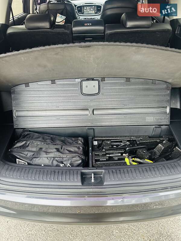 Позашляховик / Кросовер Kia Sorento 2016 в Києві