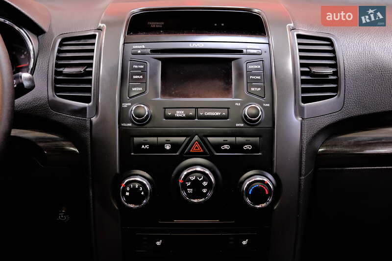 Внедорожник / Кроссовер Kia Sorento 2012 в Одессе фото 50 Внедорожник / Кроссовер Kia Sorento 2012 в Одессе