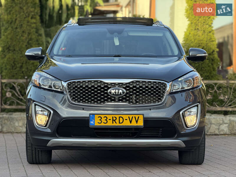 Позашляховик / Кросовер Kia Sorento 2016 в Стрию