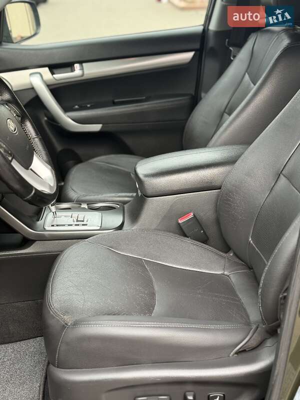 Внедорожник / Кроссовер Kia Sorento 2010 в Стрые