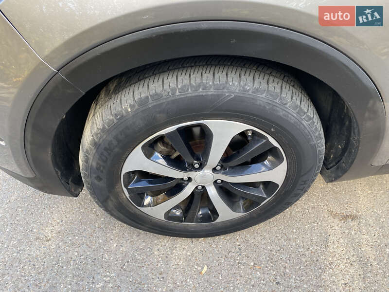 Внедорожник / Кроссовер Kia Sorento 2016 в Коломые фото 9 Внедорожник / Кроссовер Kia Sorento 2016 в Коломые