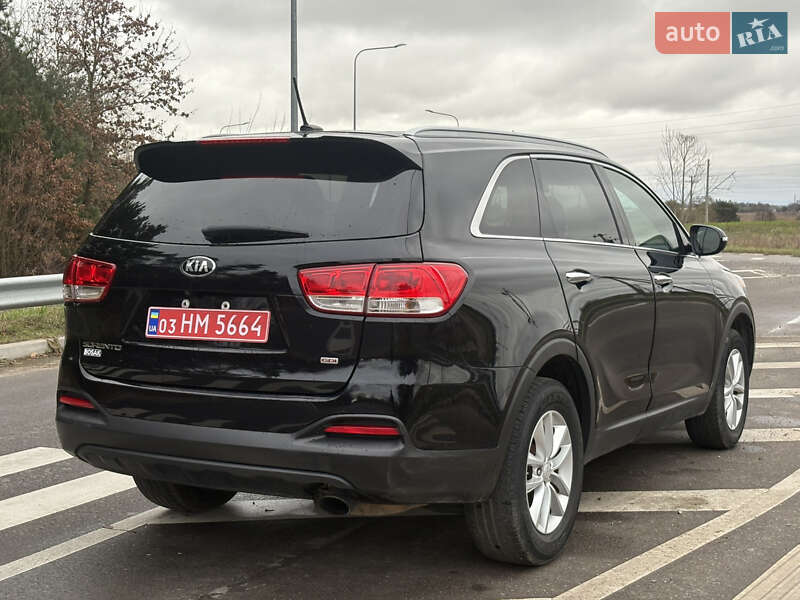 Позашляховик / Кросовер Kia Sorento 2016 в Володимирі
