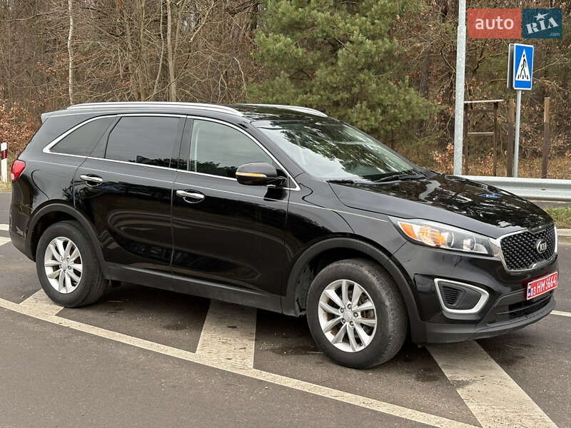 Позашляховик / Кросовер Kia Sorento 2016 в Володимирі