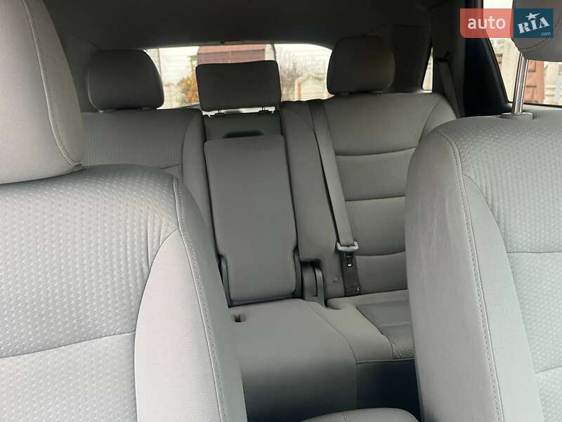 Внедорожник / Кроссовер Kia Sorento 2012 в Днепре фото 8 Внедорожник / Кроссовер Kia Sorento 2012 в Днепре