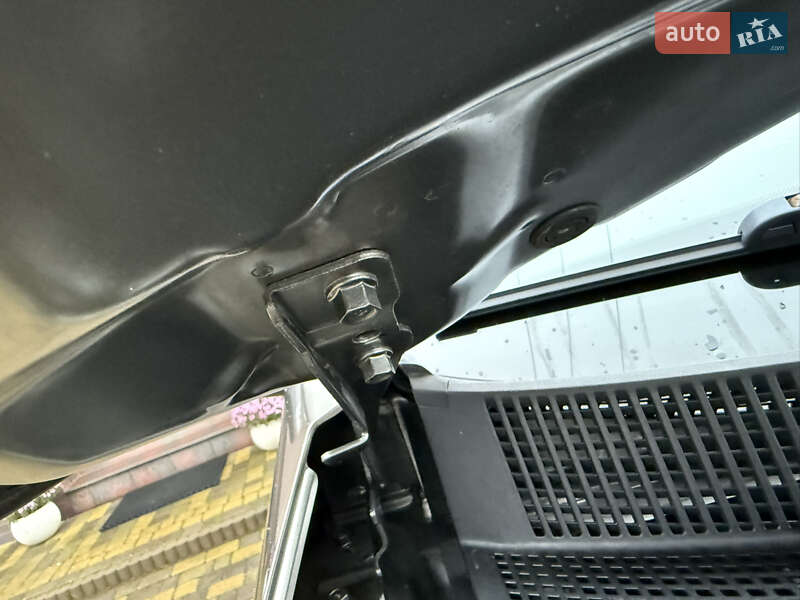 Позашляховик / Кросовер Kia Sorento 2010 в Коломиї