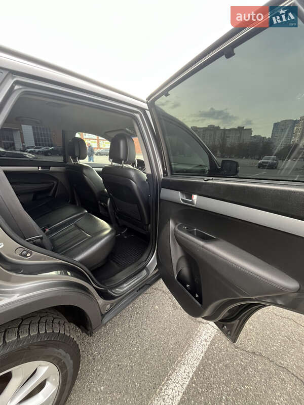 Внедорожник / Кроссовер Kia Sorento 2013 в Броварах