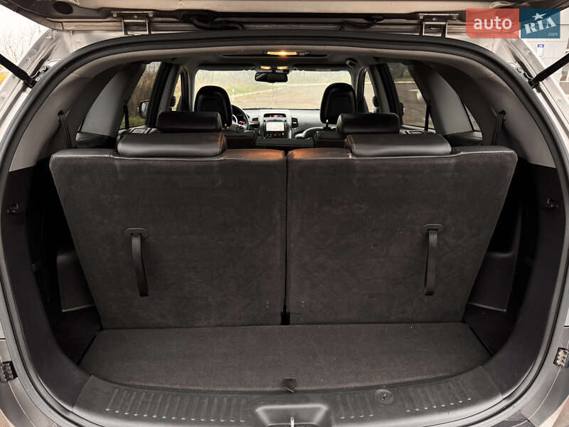 Позашляховик / Кросовер Kia Sorento 2012 в Радивиліві