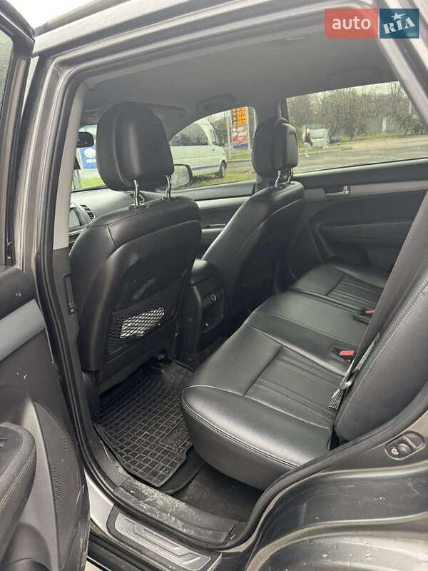 Внедорожник / Кроссовер Kia Sorento 2013 в Берегово