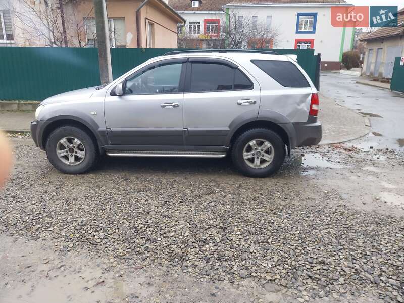 Внедорожник / Кроссовер Kia Sorento 2005 в Ивано-Франковске