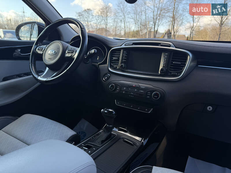 Позашляховик / Кросовер Kia Sorento 2017 в Івано-Франківську фото 13 Позашляховик / Кросовер Kia Sorento 2017 в Івано-Франківську