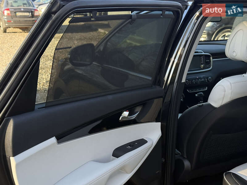 Позашляховик / Кросовер Kia Sorento 2017 в Івано-Франківську фото 23 Позашляховик / Кросовер Kia Sorento 2017 в Івано-Франківську