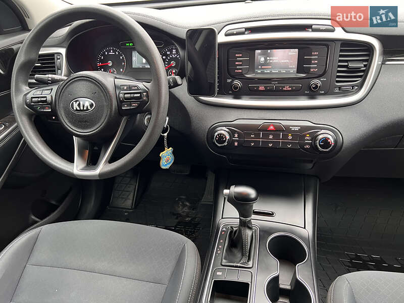 Позашляховик / Кросовер Kia Sorento 2017 в Харкові фото 10 Позашляховик / Кросовер Kia Sorento 2017 в Харкові