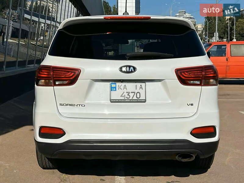 Внедорожник / Кроссовер Kia Sorento 2019 в Киеве