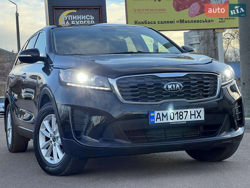 Позашляховик / Кросовер Kia Sorento 2018 в Житомирі