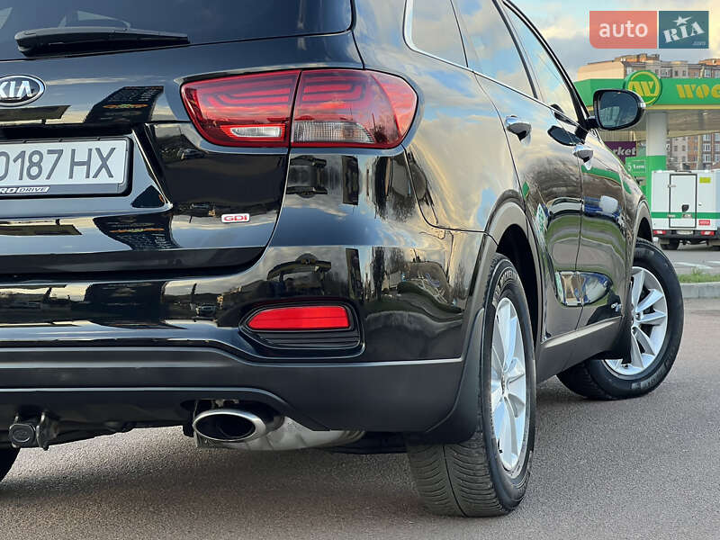Позашляховик / Кросовер Kia Sorento 2018 в Житомирі