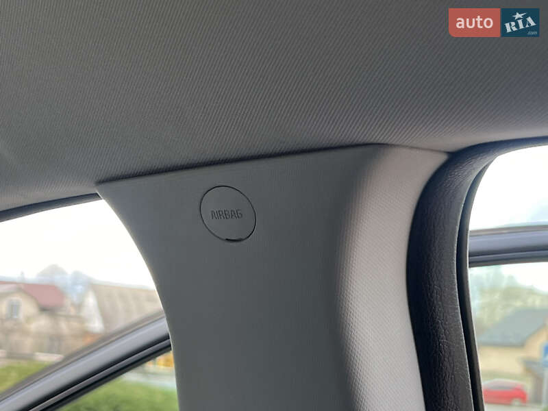 Позашляховик / Кросовер Kia Sorento 2018 в Житомирі