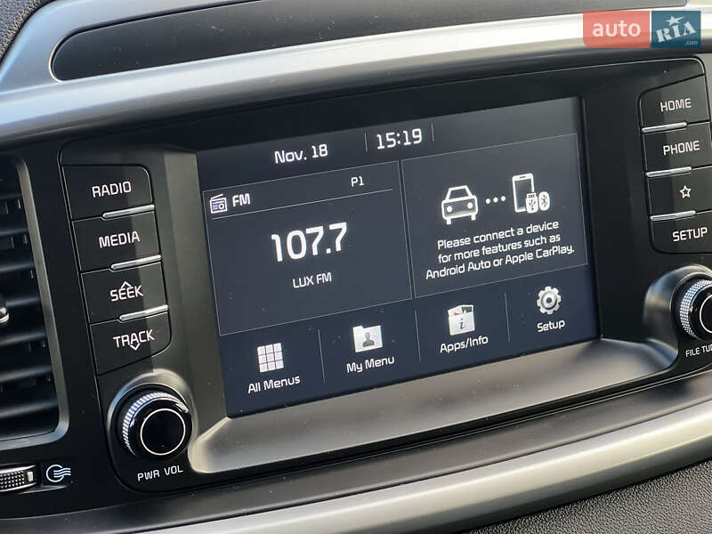 Позашляховик / Кросовер Kia Sorento 2018 в Житомирі