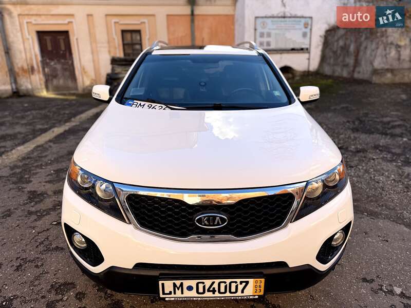 Внедорожник / Кроссовер Kia Sorento 2010 в Кременце