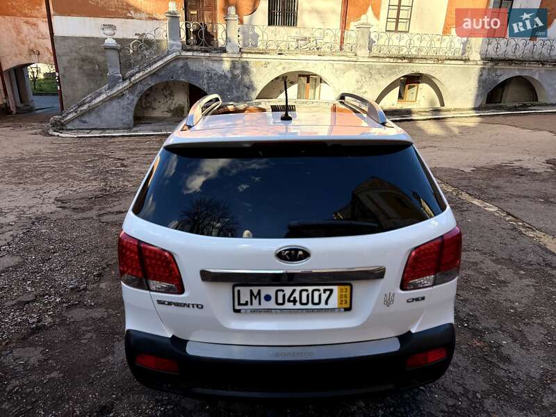 Внедорожник / Кроссовер Kia Sorento 2010 в Кременце