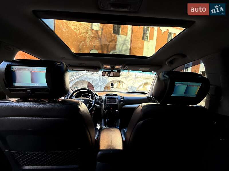 Внедорожник / Кроссовер Kia Sorento 2010 в Кременце