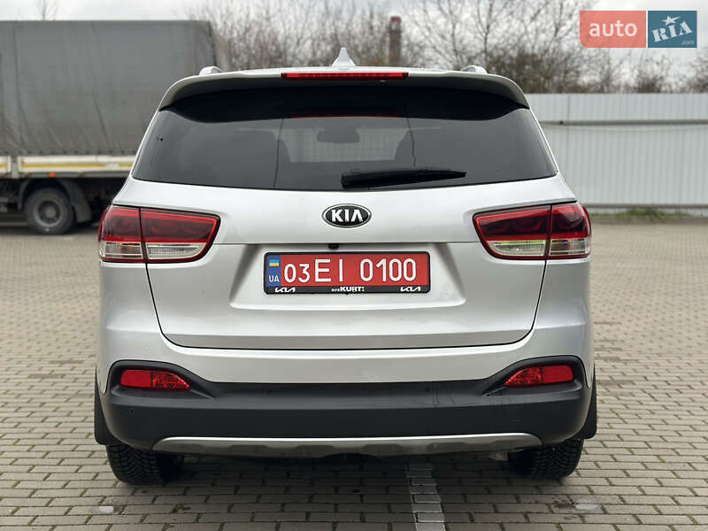Внедорожник / Кроссовер Kia Sorento 2016 в Дубно