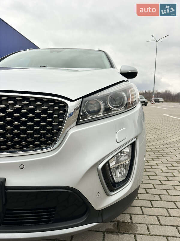 Внедорожник / Кроссовер Kia Sorento 2016 в Дубно