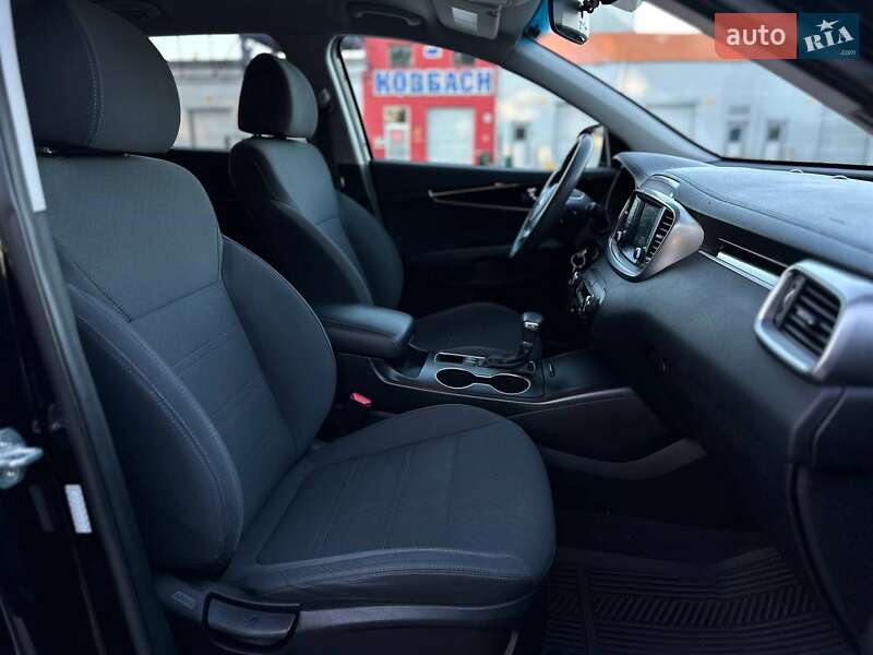 Внедорожник / Кроссовер Kia Sorento 2019 в Киеве фото 14 Внедорожник / Кроссовер Kia Sorento 2019 в Киеве