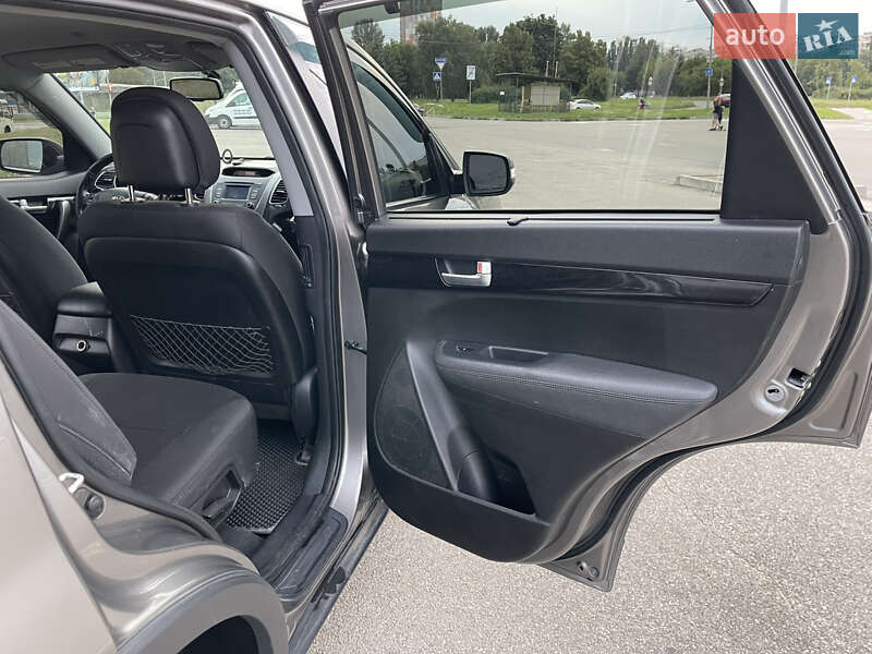 Внедорожник / Кроссовер Kia Sorento 2013 в Киеве фото 20 Внедорожник / Кроссовер Kia Sorento 2013 в Киеве