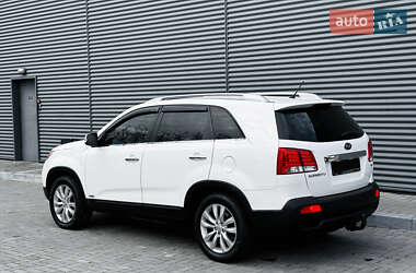 Внедорожник / Кроссовер Kia Sorento 2010 в Днепре