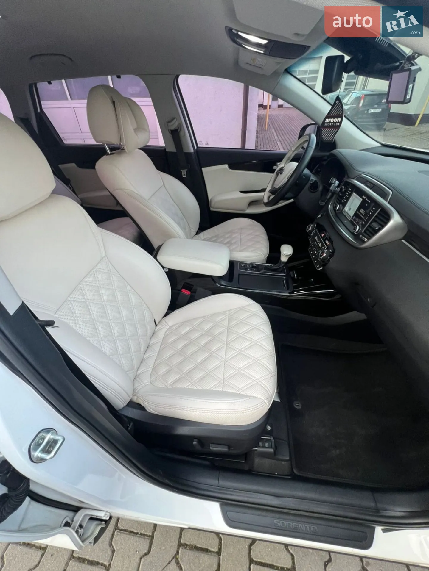 2018 Kia Sorento - мініатюра 17