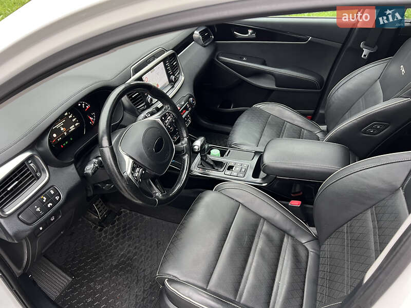 Внедорожник / Кроссовер Kia Sorento 2018 в Ивано-Франковске фото 37 Внедорожник / Кроссовер Kia Sorento 2018 в Ивано-Франковске