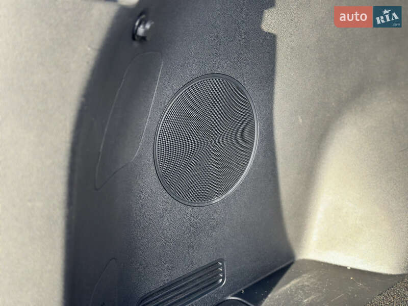 Внедорожник / Кроссовер Kia Sorento 2016 в Самборе фото 31 Внедорожник / Кроссовер Kia Sorento 2016 в Самборе