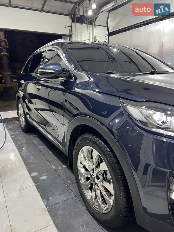 Внедорожник / Кроссовер Kia Sorento 2018 в Николаеве